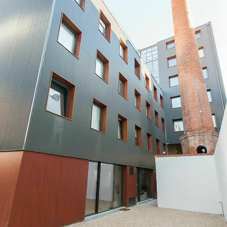 Hotel Doorm Quality Housing