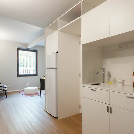 Hotel Doorm Quality Housing Lisbon