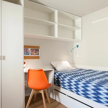 Hotel Doorm Quality Housing